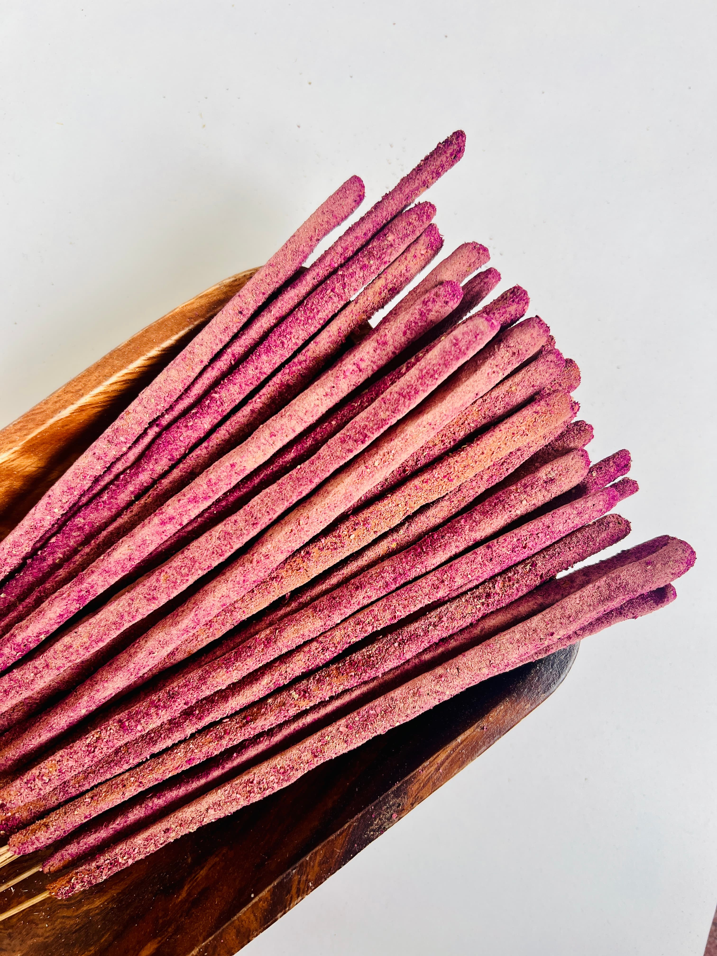 Bâtons Masala x5 (attraction) ~ rose, patchouli, écorce de saule