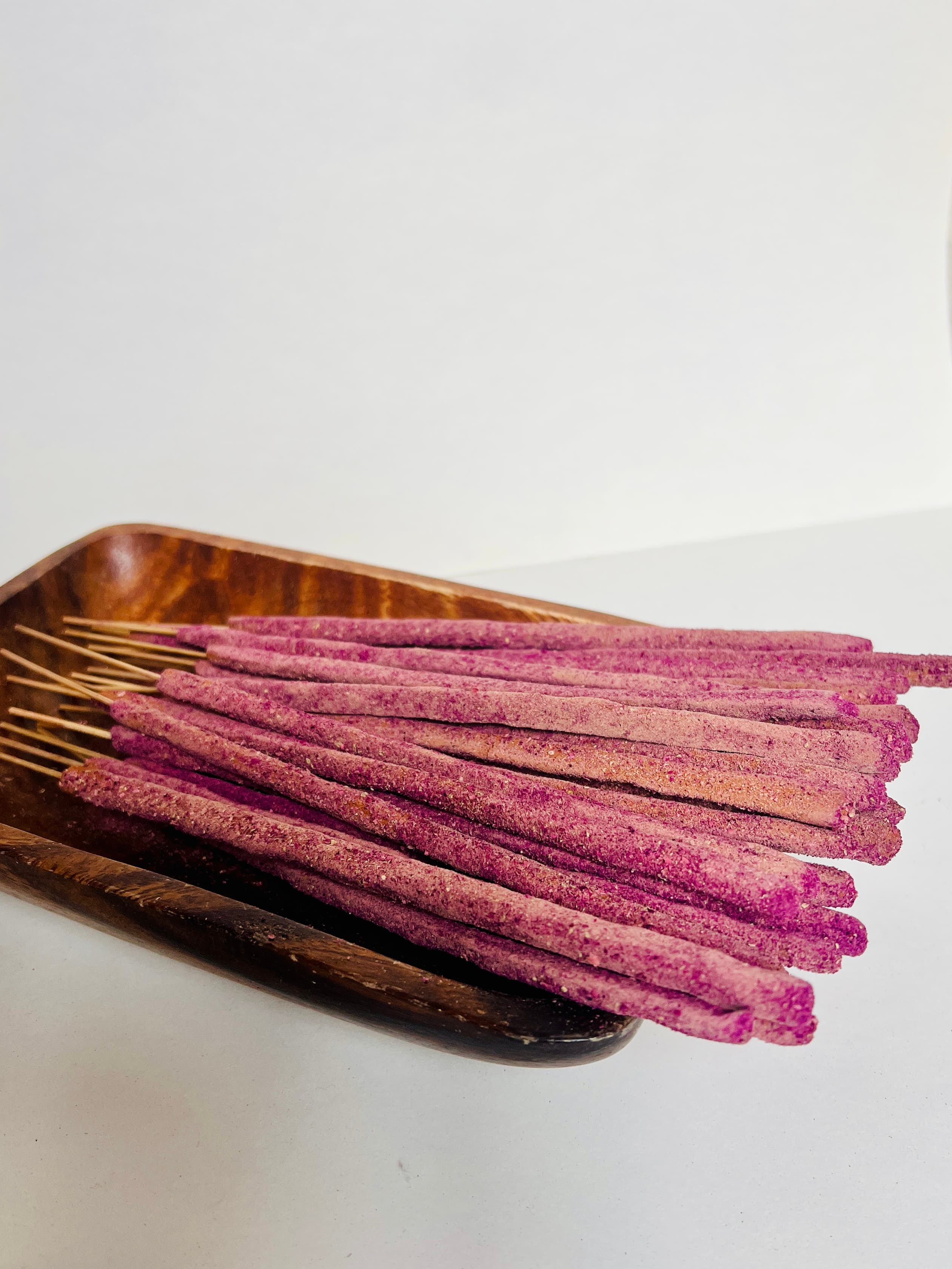 Bâtons Masala x5 (attraction) ~ rose, patchouli, écorce de saule