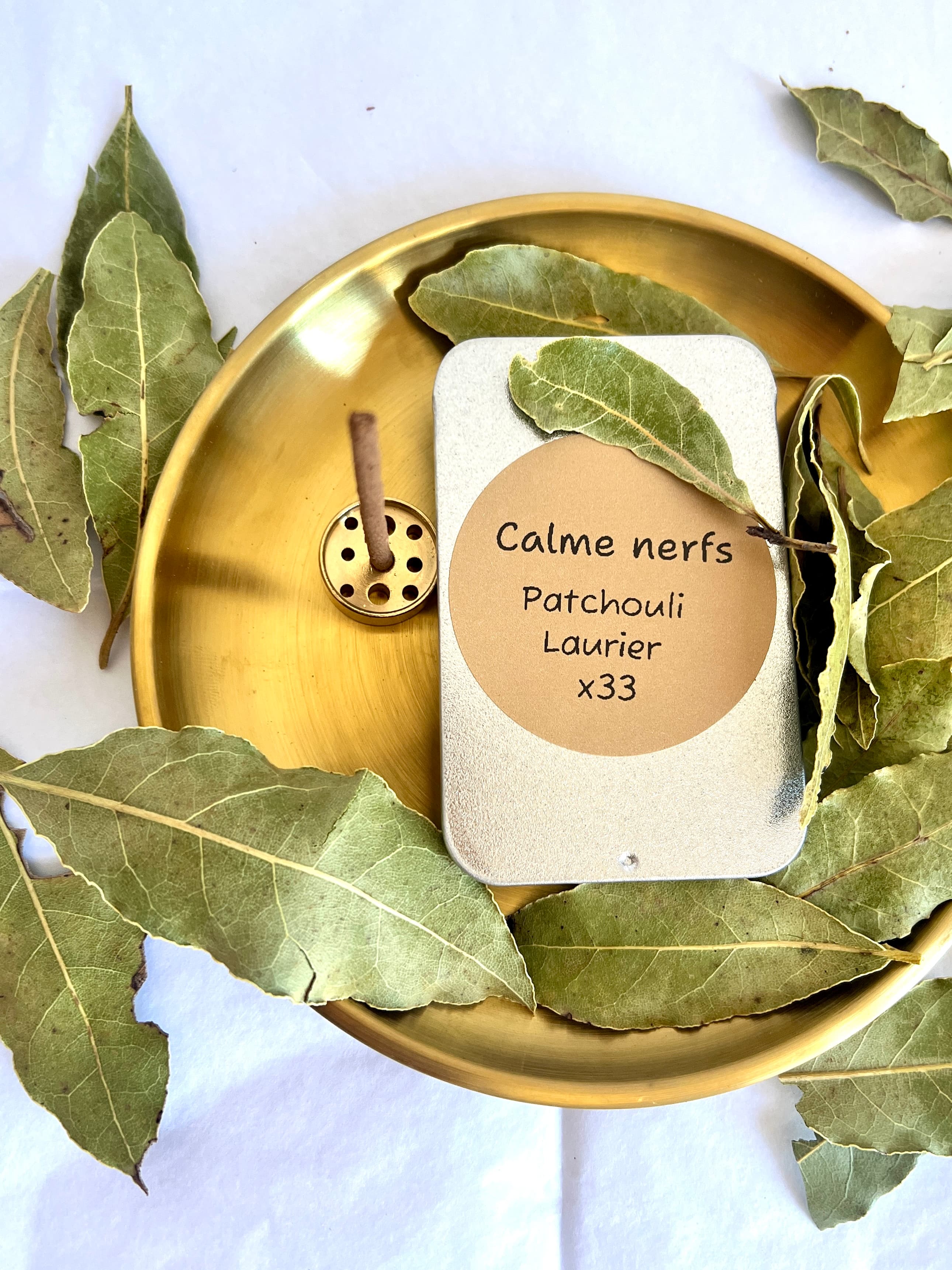 Calme nerfs, bâtonnets d'encens japonais ~ patchouli & laurier 